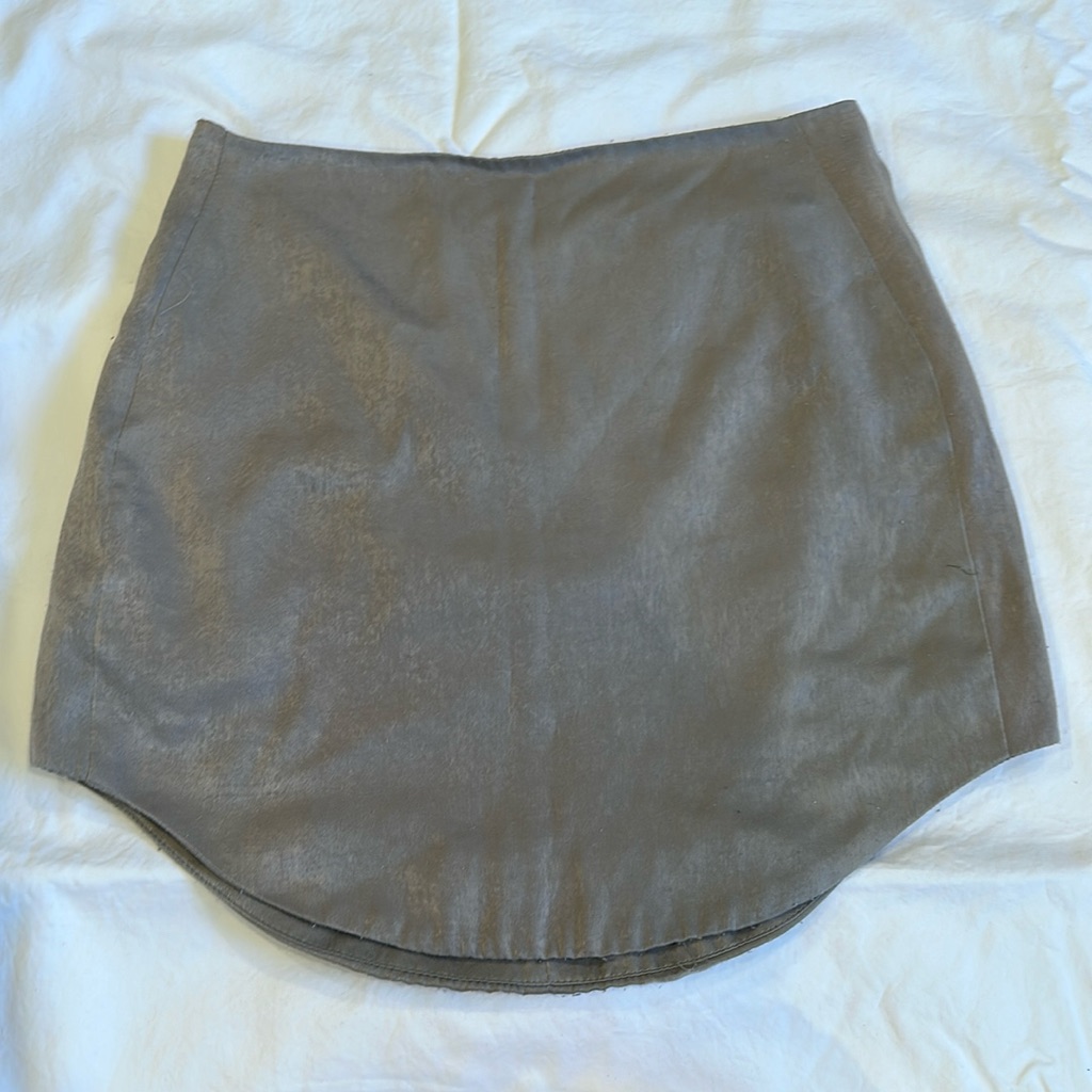 Silky Taupe/Tan Skirt Size 0 Silence + Noise